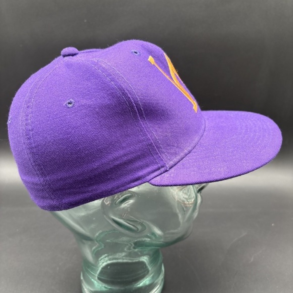 Washington Huskies New Era Pro Model Fitted Hat Size 7‎ Purple Gold Vintage - Picture 8 of 11